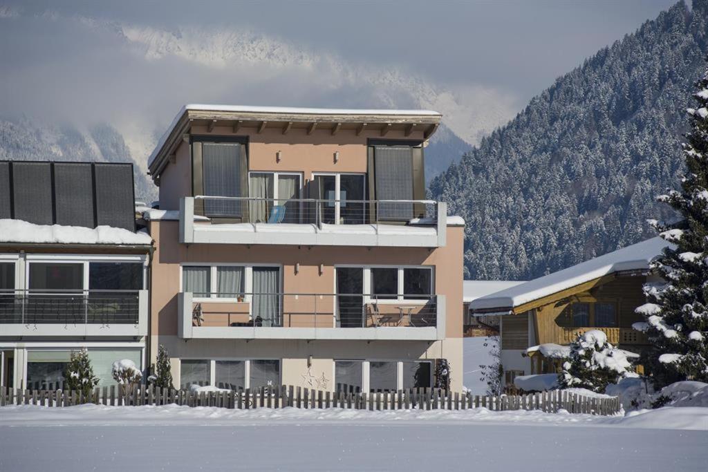 Appartement Raffael Itter Exterior foto